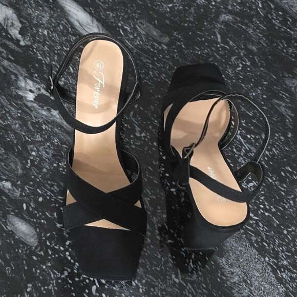 BRAND NEW FOREVER BLOCK HEEL  CRISS-CROSS  ADJUSTABLE BUCKLE ALMOND TOE … - Picture 5 of 16